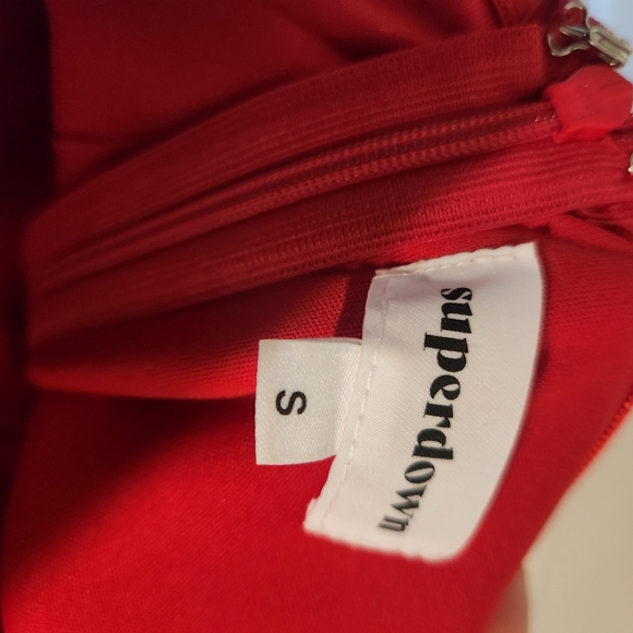 Superdown Ryleigh strapless red maxi dress - Picture 5 of 8